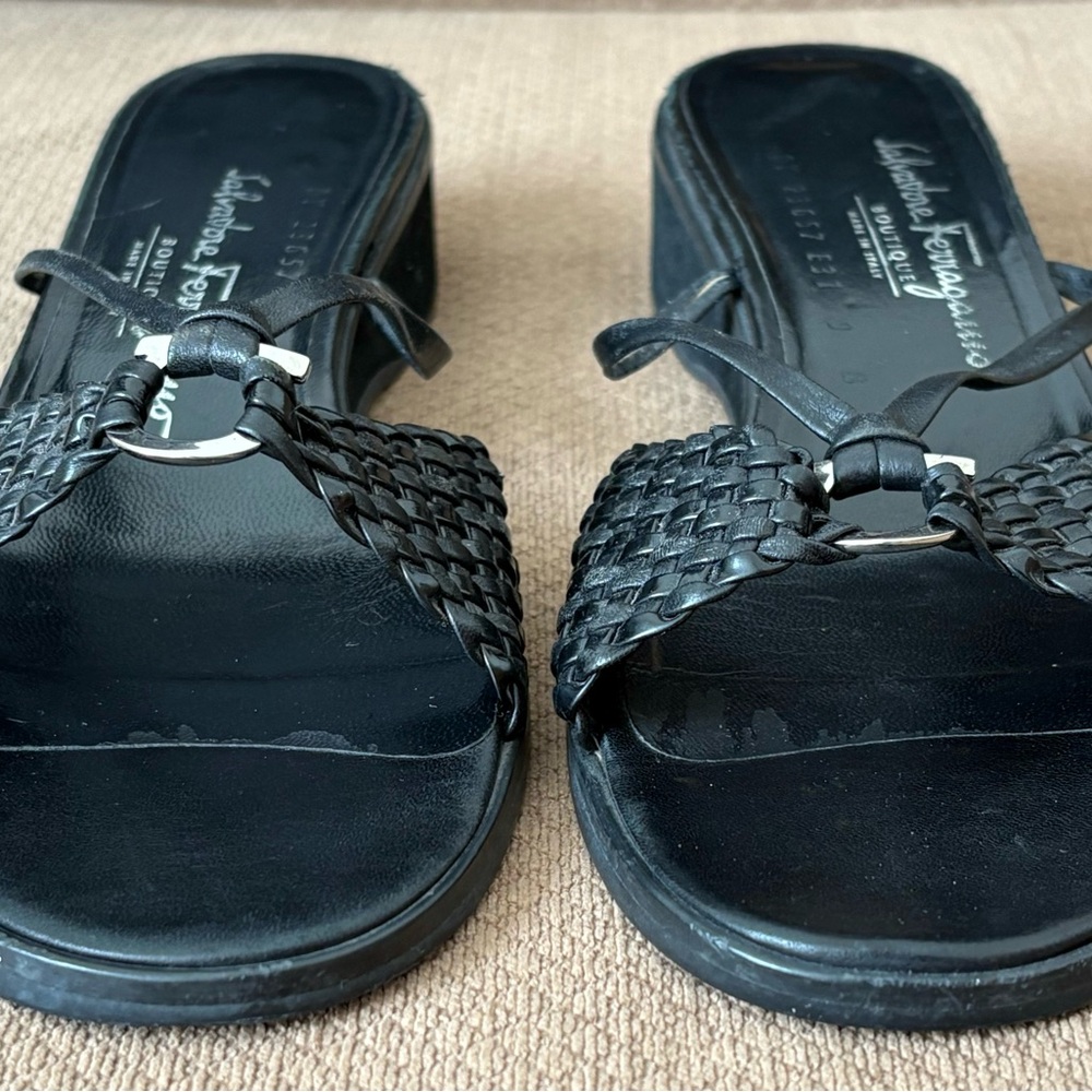 Authentic Salvatore Ferragamo Pre-owned leather slides